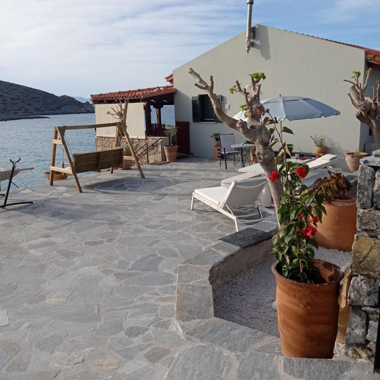 Tholos Alexandra'S Beachfront House Kavoúsion Eksteriør bilde
